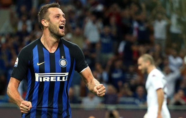 南宫电竞社区-包含拉齐奥内部会议纪要流出——集结日调整名单，英超使命明确，身体对抗强度拉满的词条