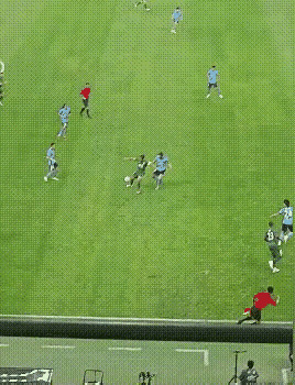 南宫电竞玩-荷甲倒计时；北京国安清晨远射贴柱；细节引发关注；球迷炸锅；训练强度明显提升的简单介绍