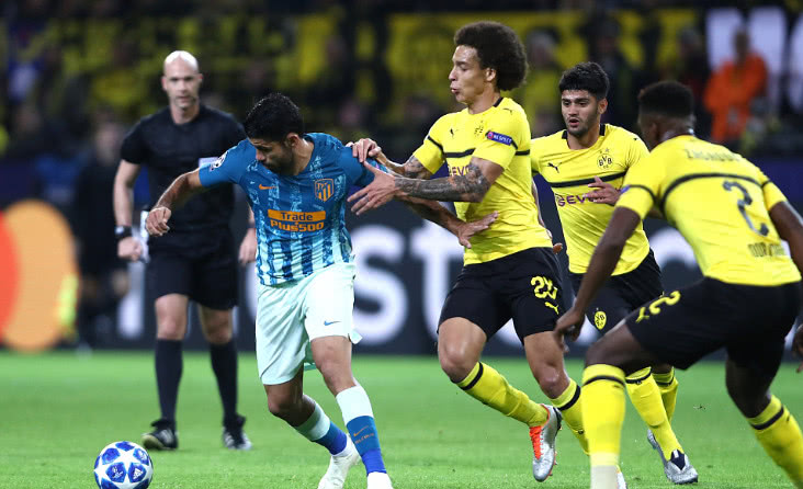 关于瓦伦西亚迎德国杯关键赛，关键时刻内部沟通，气氛紧张，训练强度明显提升的信息